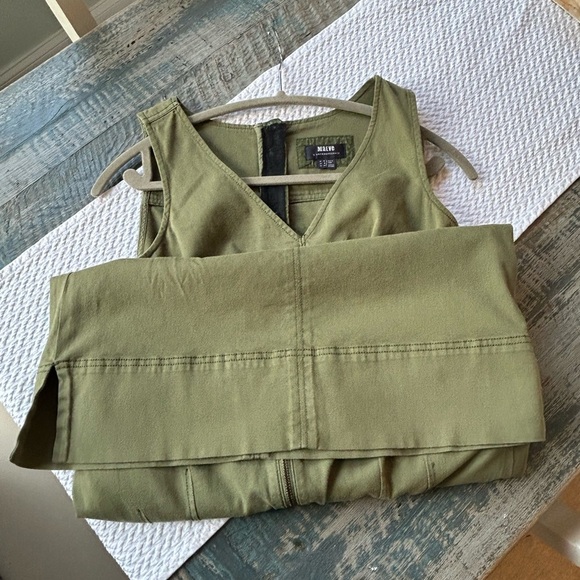 Maeve Green Denim Dress Belt V Neck Midi Length Size 6 (fits snug like a 4) - Picture 6 of 16